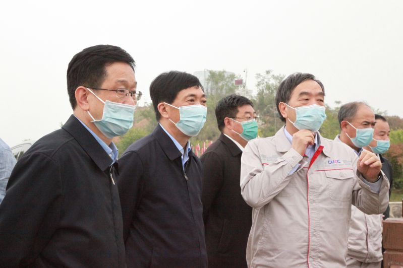 
				   
					洛阳市人大常委副主任王琰君到黄河同力调研贯彻《中华人民共和国环境保护法》执行情况
				 